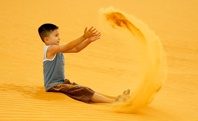 Vẻ đẹp b&iacute; ẩn kh&aacute;c lạ từ Đồi C&aacute;t bay 